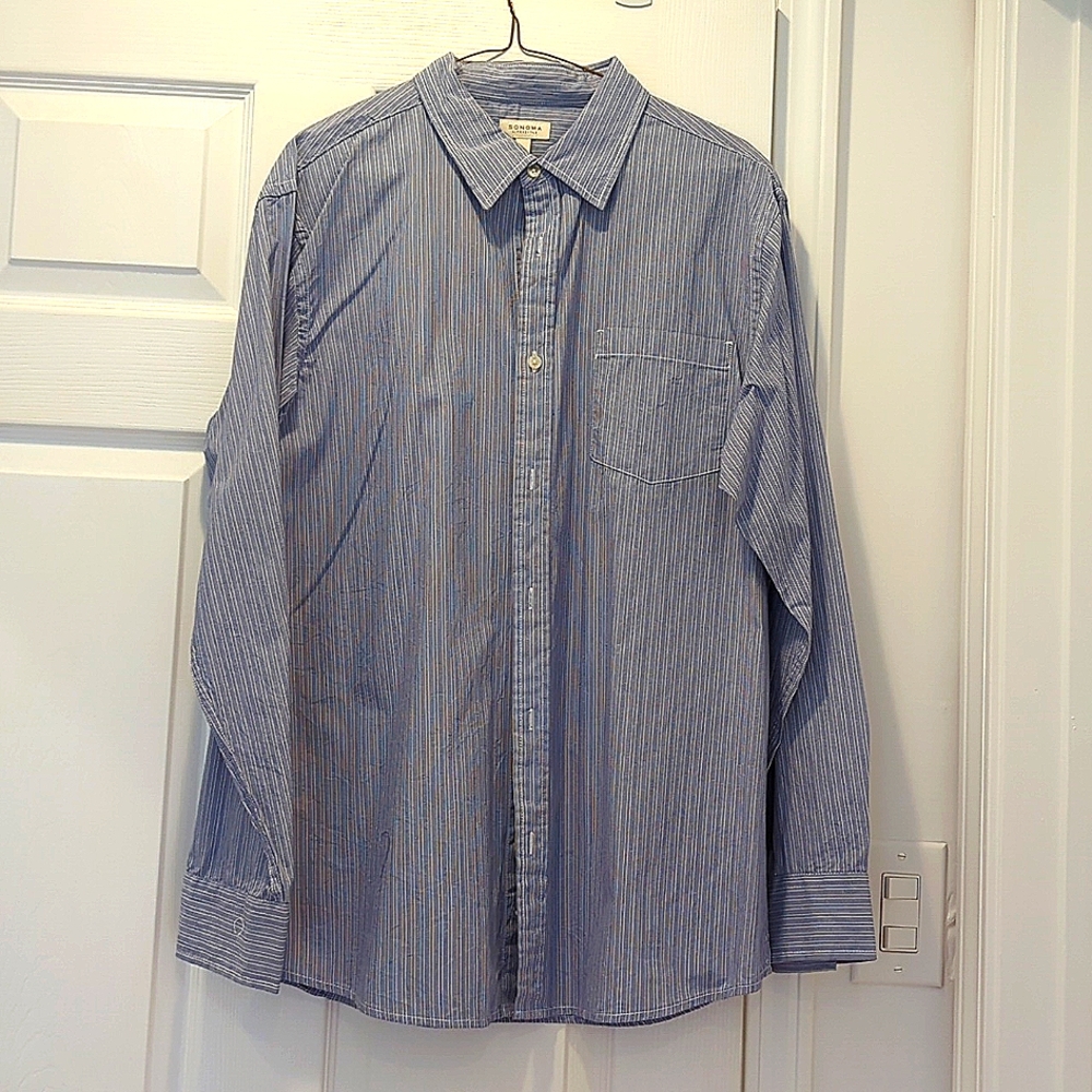Sonoma Men's dress shirt. L